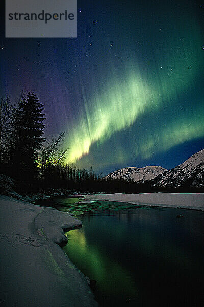 Nordlichter über Portage River Valley Sc Alaska