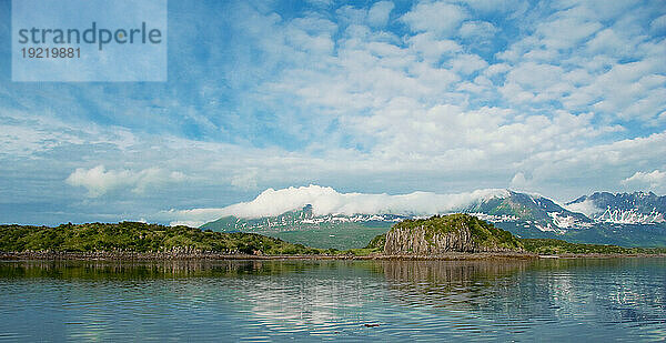 Malerischer Blick auf Geographic Harbor  Katmai-Nationalpark  Südwest-Alaska  Sommer