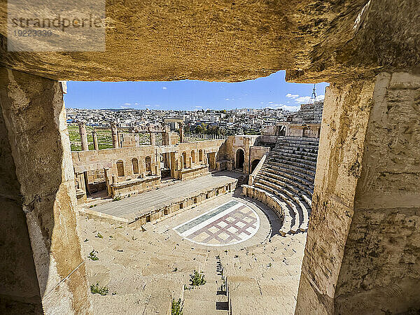 Das große Nordtheater in der antiken Stadt Jerash  vermutlich 331 v. Chr. von Alexander dem Großen  Jerash  Jordanien  Naher Osten gegründet