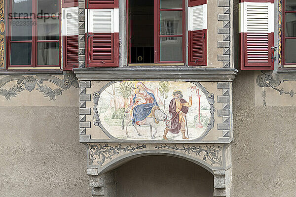 Balkon des antiken Palastes mit Fresko geschmückt  Brixen  Südtirol (Südtirol) (Provinz Bozen)  Italien  Europa