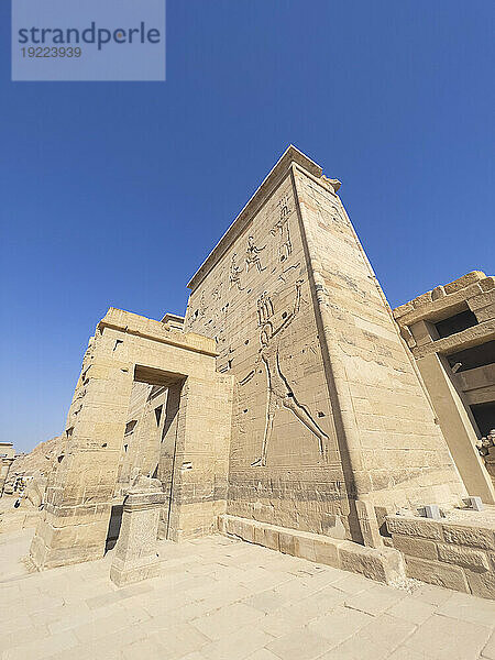 Der Philae-Tempelkomplex  der Tempel der Isis  UNESCO-Weltkulturerbe  derzeit auf der Insel Agilkia  Ägypten  Nordafrika  Afrika