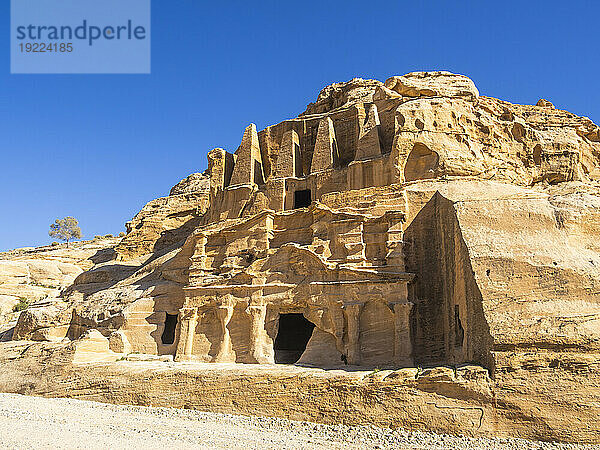 Das Obeliskengrab  Archäologischer Park Petra  UNESCO-Weltkulturerbe  eines der neuen sieben Weltwunder  Petra  Jordanien  Naher Osten