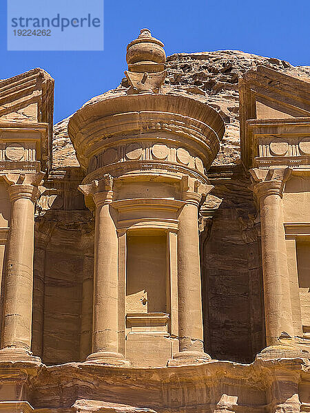 Das Petra-Kloster (Al Dayr)  der Archäologische Park Petra  UNESCO-Weltkulturerbe  eines der neuen sieben Weltwunder  Petra  Jordanien  Naher Osten