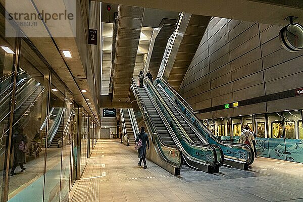 Kopenhagen  Dänemark  01. März 2022: Innenansicht der Ubahnstation Kongens Nytorv an der City Circle Line  Europa
