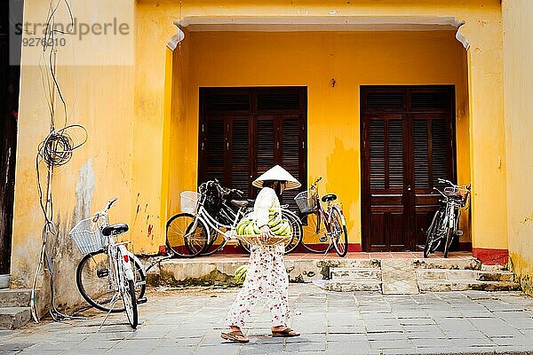 HOI AN  VIETNAM  23. SEPTEMBER 2018: Traditionelles Gebäudedetail in der UNESCO Kulturerbestadt Hoi An in der Provinz Quang Nam in Vietnam