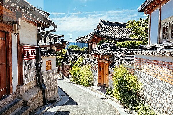 Bukchon Hanok Village ist ein traditionelles koreanisches Dorf in der Nähe des Gyeongbok Palastes in Seoul  Südkorea  Asien