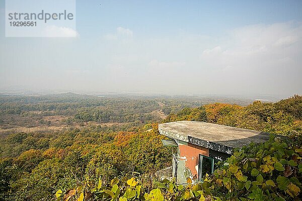 Dorasan  Südkorea  24. Oktober 2014: Dorasan Aussichtspunkt Blick in Nordkorea auf der Grenze zwischen Nord und Südkorea in der (DMZ)  Asien