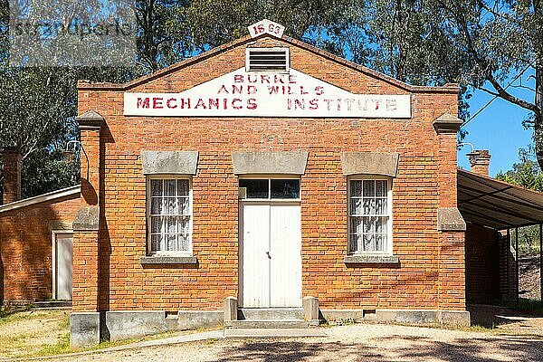 Fryerstown  Australien  125. Oktober 2014: Die Halle des Burke and Wills Mechanics Institute in Fryerstown  Victoria  Australien  Ozeanien