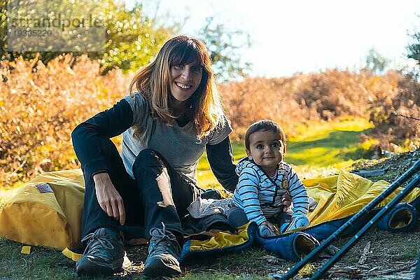 Spaß mit der Familie im Naturpark Artikutza in der Nähe von San Sebastian  Gipuzkoa. Baskenland