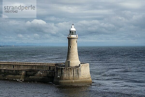 Der Tynemouth Leuchtturm  North Shields  Newcastle upon Tyne  Northumberland  England  Großbritannien  Europa