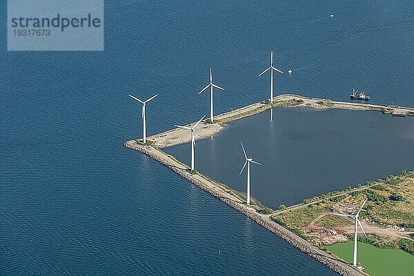 Kopenhagen  Dänemark  21. August 2021: Luftaufnahme des Lynettens Onshore Windkraftparks  Europa