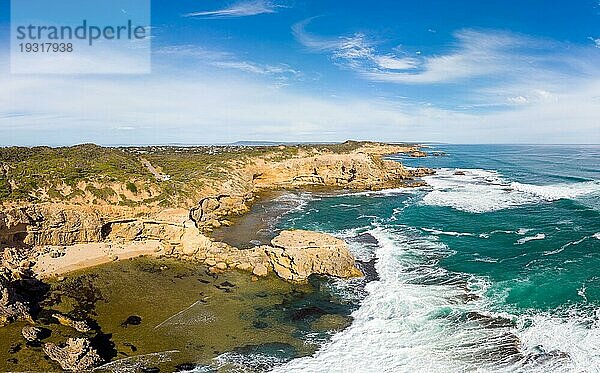 Der idyllische St Pauls Beach an einem heißen Sommertag in Sorrento  Victoria  Australien  Ozeanien