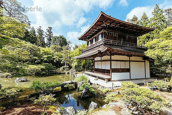 Die atemberaubende Architektur und die Gärten des Silberpavillons des Ginkakuji Tempels in Kyoto  Japan  Asien