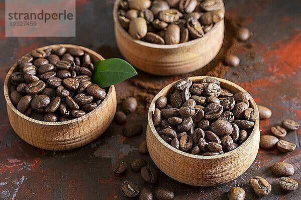 Nahaufnahme Auswahl frischer Kaffeebohnen