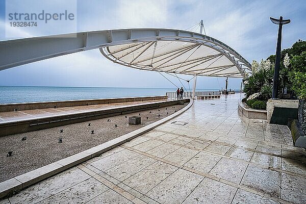 Strandpromenade Grado  Friaul-Julisch Venetien  Italien  Europa