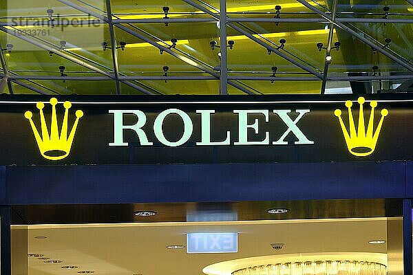 Schriftzug der Firma ROLEX im Sicherheitsbereich  Flughafen Bangkok-Suvarnabhumi  Bangkok  Thailand  Asien