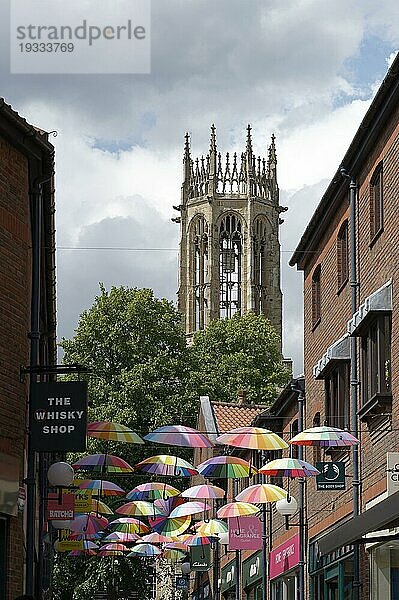 Regenschirm  Coppergate Walk  York  England  Großbritannien  Europa