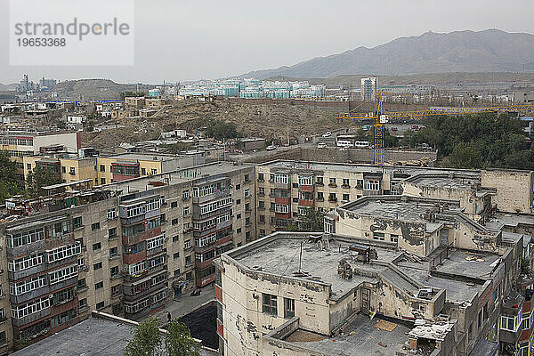 Wohnblock im Süden von Urumqi  Xinjiang  China.