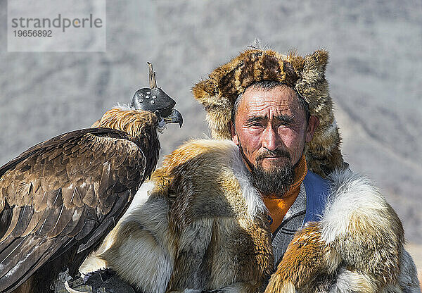 Portrait of nomadic eagle hunter Ã?Â Olgiy Ã?Â Bayan-Olgiy  Mongolia