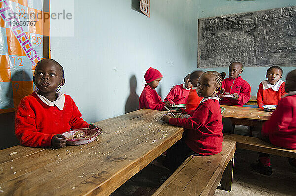 Waisenkinder aus dem Mathare Slum in Nairobi  Kenia