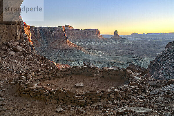 Ein Steinkreis in der Wüste  Canyonlands National Park  Utah.