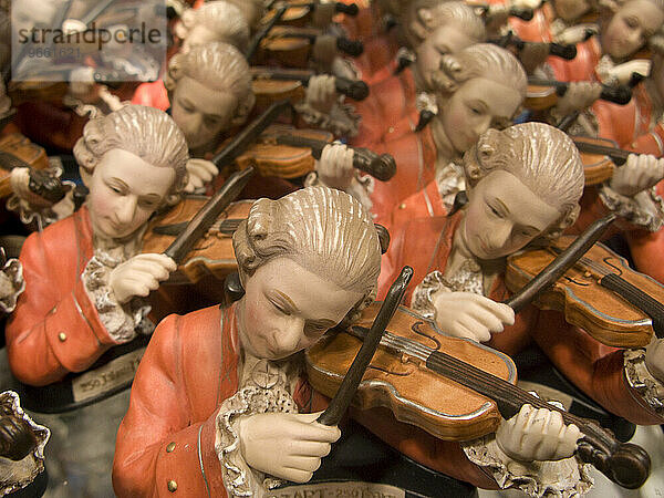Mozart-Keramik-Souvenirs  Wien  Österreich.