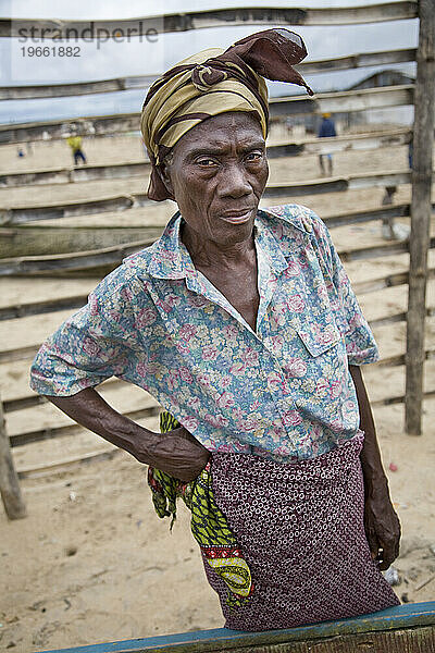 Leben in der monrovianischen Fischergemeinde West Point in Liberia.