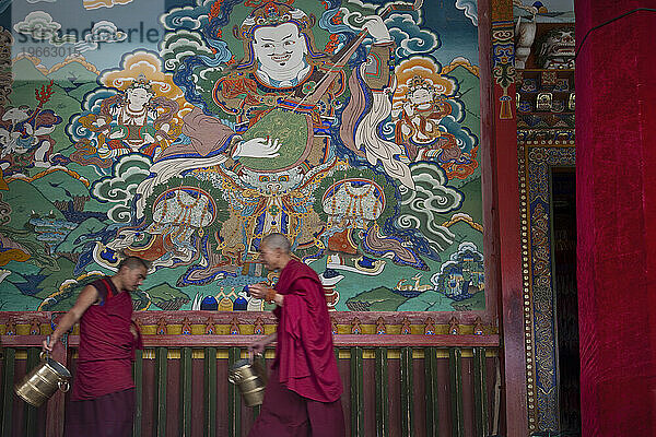 Junge buddhistische Mönche im Kloster Labrang in Xiahe  Gansu  China.