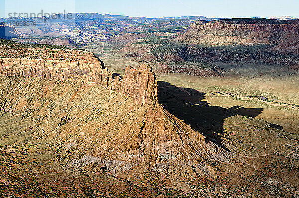 Luftaufnahme des Indian Creek-Gebiets und einer Ranch in der Nähe des Canyonlands NP  UT.