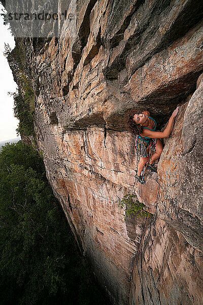 Amanda Milhet – Vogelkäfig – Gunks NY USA Klettern