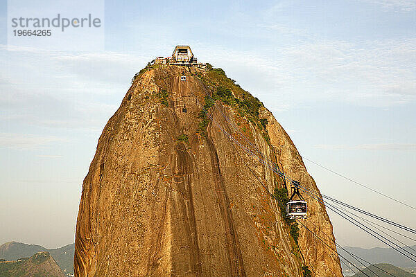 Seilbahnen am Pao Asucar oder Zuckerhut  Rio de Janeiro  Brasilien.