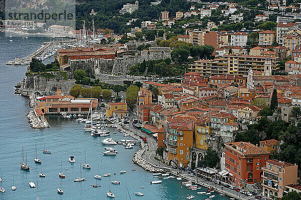 Blick auf Villefranche sur Mer  C?te d'Azur  Alpes Maritimes  Provence  Frankreich.