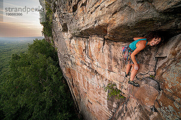 Amanda Milhet – Vogelkäfig – Gunks NY USA Klettern