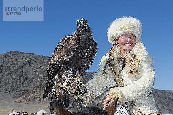 Female nomadic eagle hunter Ã?Â Olgiy Ã?Â Bayan-Olgiy  Mongolia