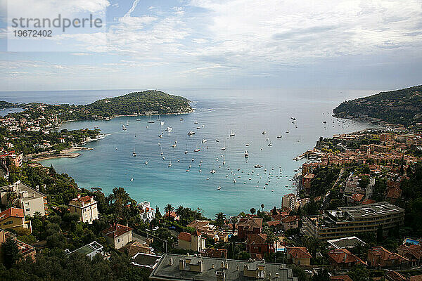 Blick auf Villefranche sur Mer  Côte d'Azur  Alpes Maritimes  Provence  Frankreich.