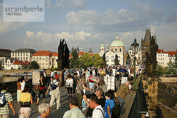 Karlsbrücke  Prag  Tschechische Republik.