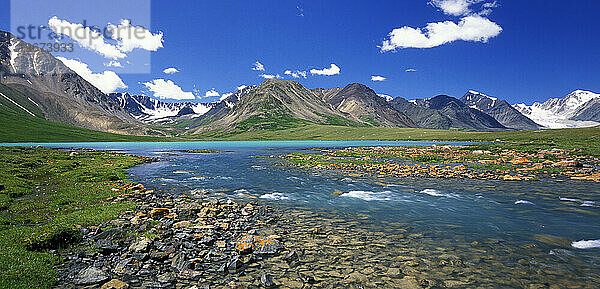 Gletschersee  Altai Tavan Bogd Nationalpark  Mongolei