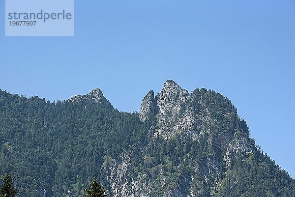 Schlafende Hexe  Berggrad  welcher aussieht wie eine schlafende Hexe  Rotofentürme  Bischofswiesen  Berchtesgadener Land  Bayern  Deutschland  Europa