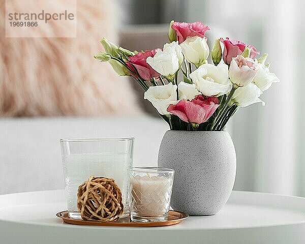 Blumenstrauß Rosen Vase dekorative Objekte