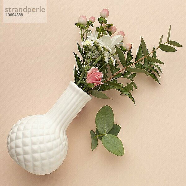 Draufsicht Vase mit Rosen