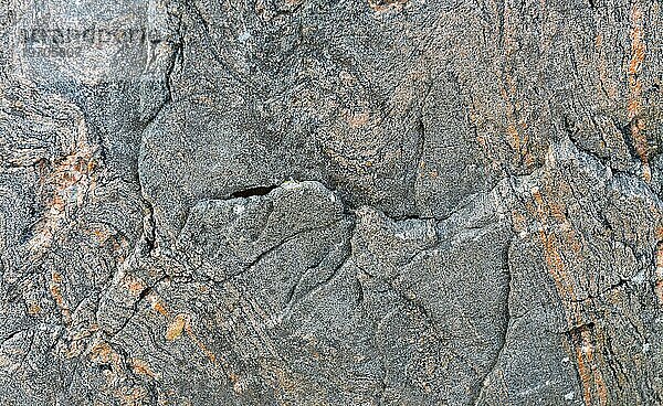 Vom Gletscher geschliffene Felsen an den Schären von Norwegen