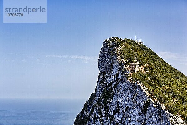 Blick auf den Felsen von Gibraltar  Mittelmeer  Textfreiraum  Britisches Überseegebiet