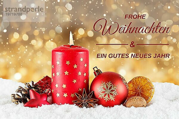 Weihnachtskarte Karte mit Kerze Frohe Weihnachten Dekoration Weihnachtsdekoration Adventszeit goldener Hintergrund in Stuttgart  Deutschland  Europa