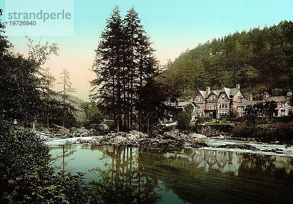 Pont-Y-Pair in Betws-y-Coed  eine Kleinstadt im nördlichen Wales  1880  Historisch  digital verbesserte Reproduktion eines Photochromdruck der damaligen Zeit
