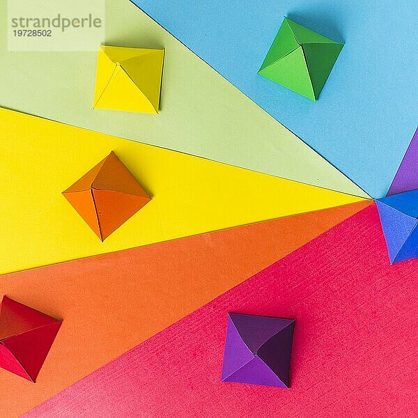 Papier Origami helle lgbt Farben