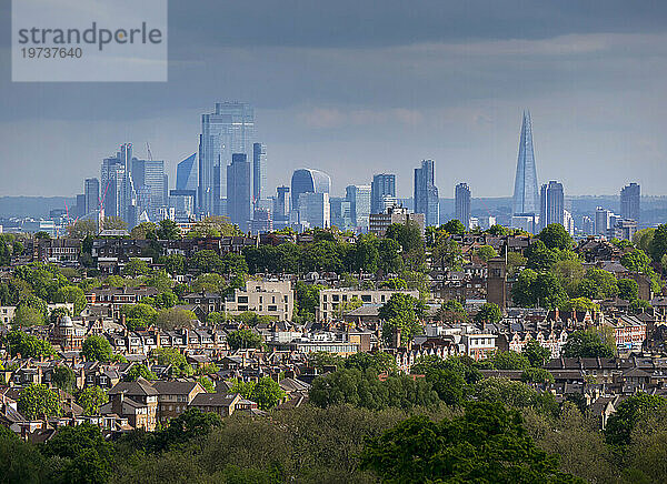 Skyline der Stadt vom Alexandra Palace  London  England  Vereinigtes Königreich  Europa