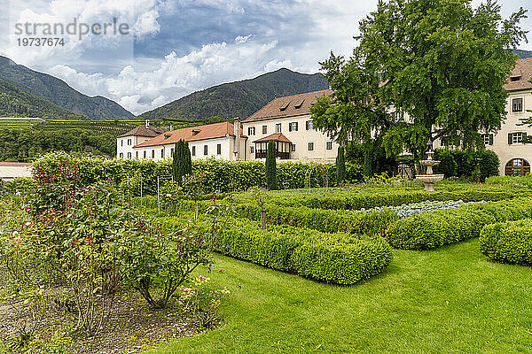 Klostergarten Neustift  Brixen  Südtirol  Italien  Europa