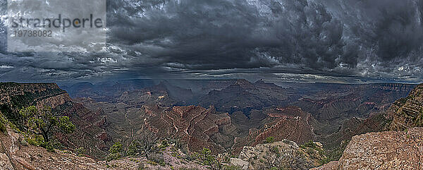 Panorama der Stürme  die den Grand Canyon überqueren  vom Shoshone Point am Südrand aus gesehen  Grand Canyon Nationalpark  UNESCO-Weltkulturerbe  Arizona  Vereinigte Staaten von Amerika  Nordamerika