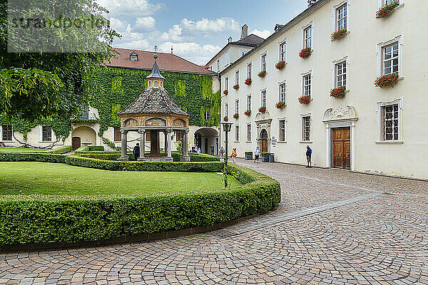 Klosterhof Neustift  Brixen  Südtirol  Italien  Europa