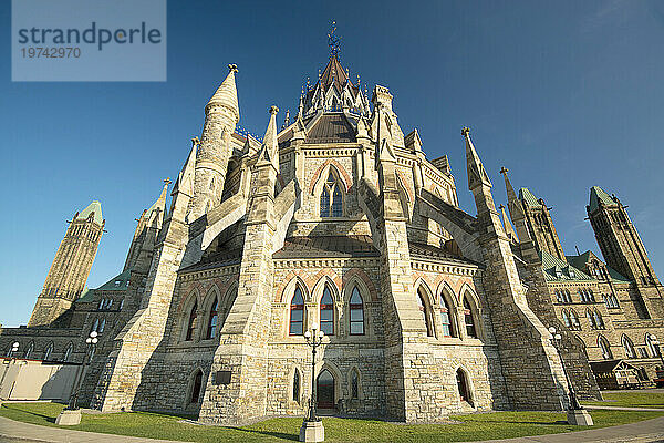 Parlamentsbibliothek auf dem Parliament Hill; Ottawa  Ontario  Kanada